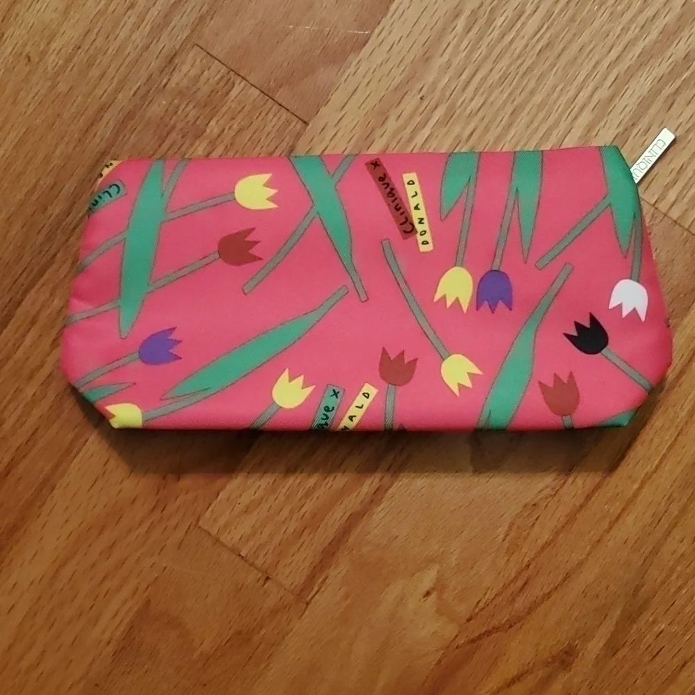 Clinique x Donald Cosmetic Bag NWOT